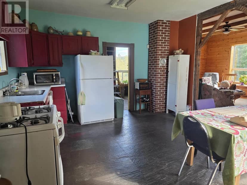 553 BLACK RIVER Road — photo 4 of 25