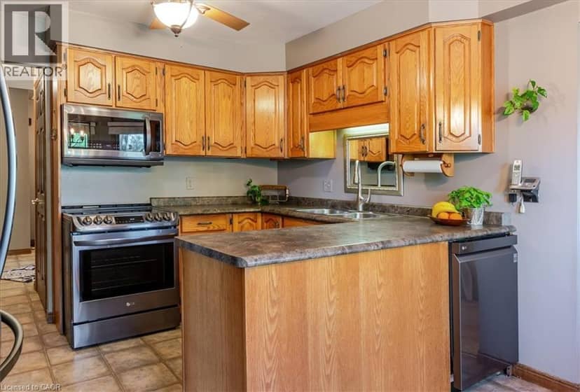 34 WOODFIELD Avenue — photo 8 of 40