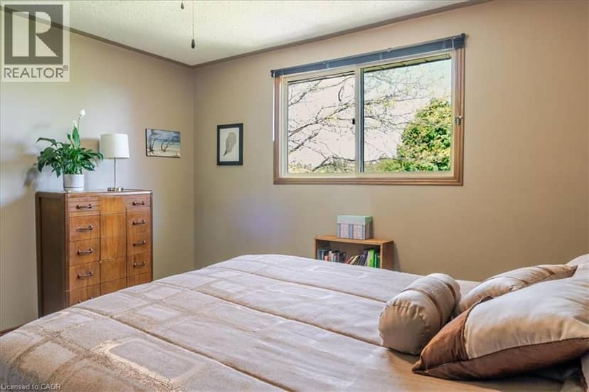 34 WOODFIELD Avenue — photo 21 of 40
