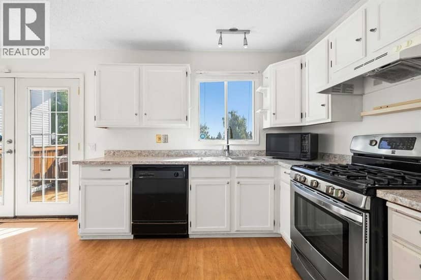 243 Millcrest Way SW — photo 16 of 40