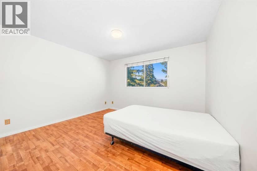 243 Millcrest Way SW — photo 18 of 40