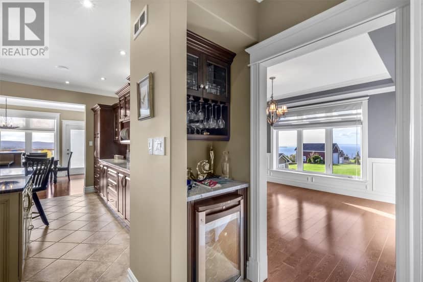 121 Summit Drive — photo 16 of 40