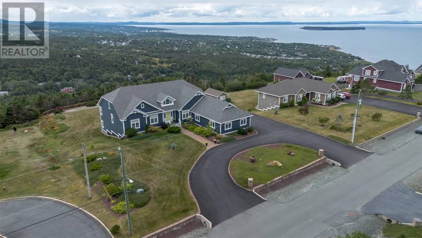 121 Summit Drive, Paradise, photo 2