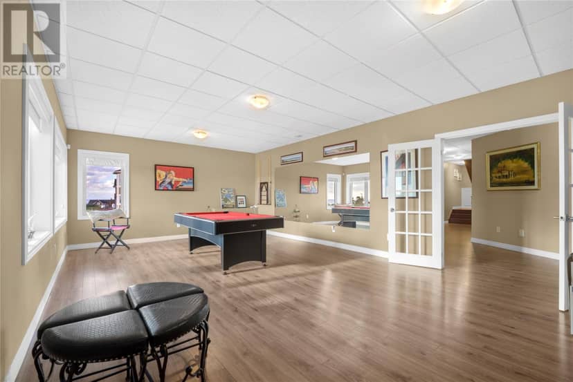 121 Summit Drive — photo 33 of 40