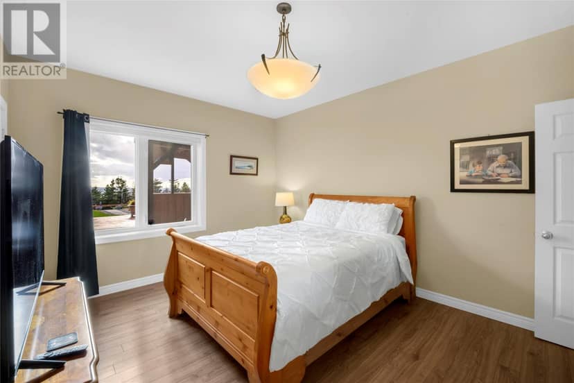 121 Summit Drive — photo 35 of 40