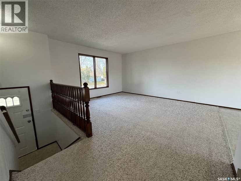 522 Silverwood ROAD — photo 10 of 38