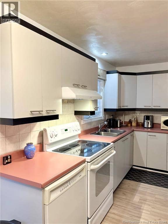 16 4 ième Avenue — photo 13 of 25