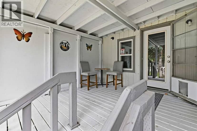 #9, 5235 50 Street, Caroline, photo 3