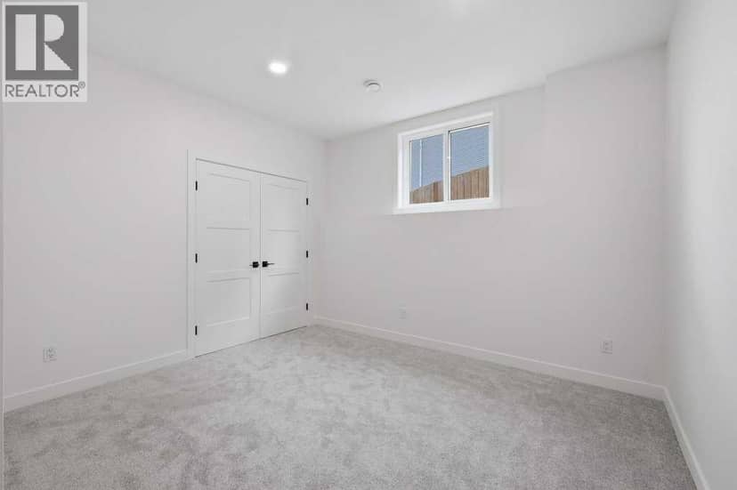 37 Maclean Close — photo 31 of 40
