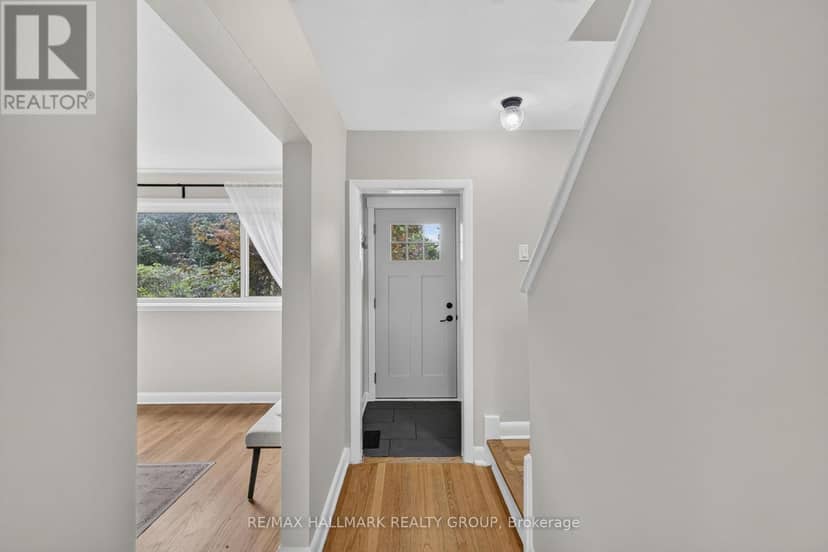 1213 Emperor Avenue, Ottawa, photo 2