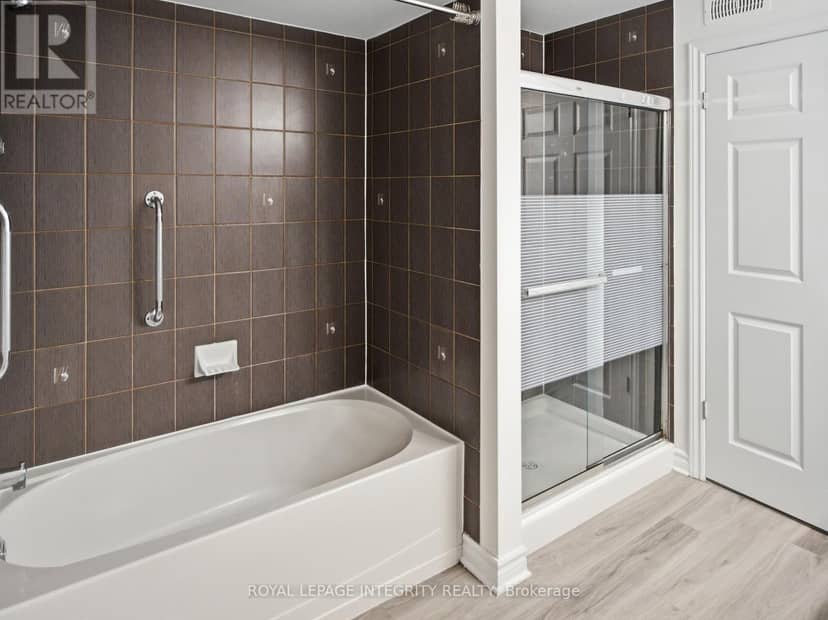 3 - 545 Stonefield Private — photo 17 of 30
