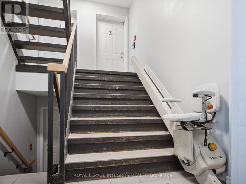 3 - 545 Stonefield Private — photo 26 of 30