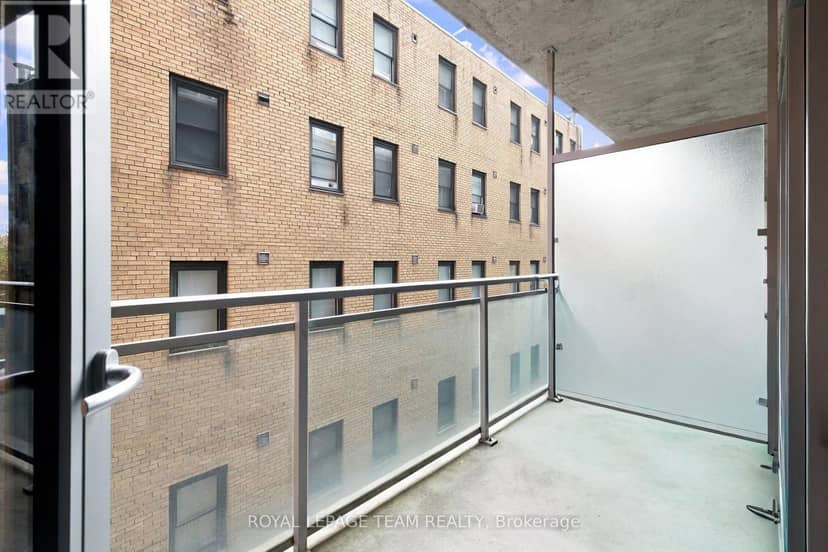 340 - 340 McLeod Street — photo 16 of 23