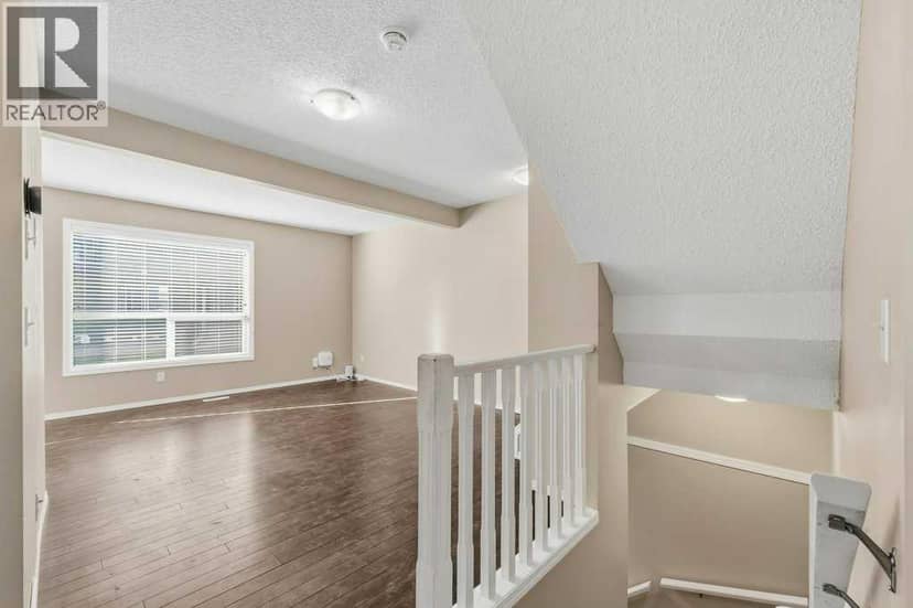 304, 140 Sagewood Boulevard SW, Airdrie, photo 4