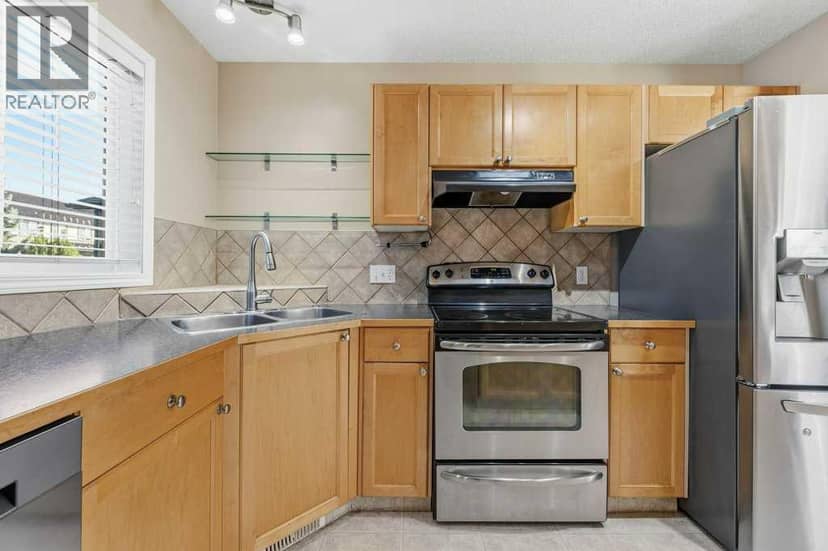 304, 140 Sagewood Boulevard SW — photo 12 of 33