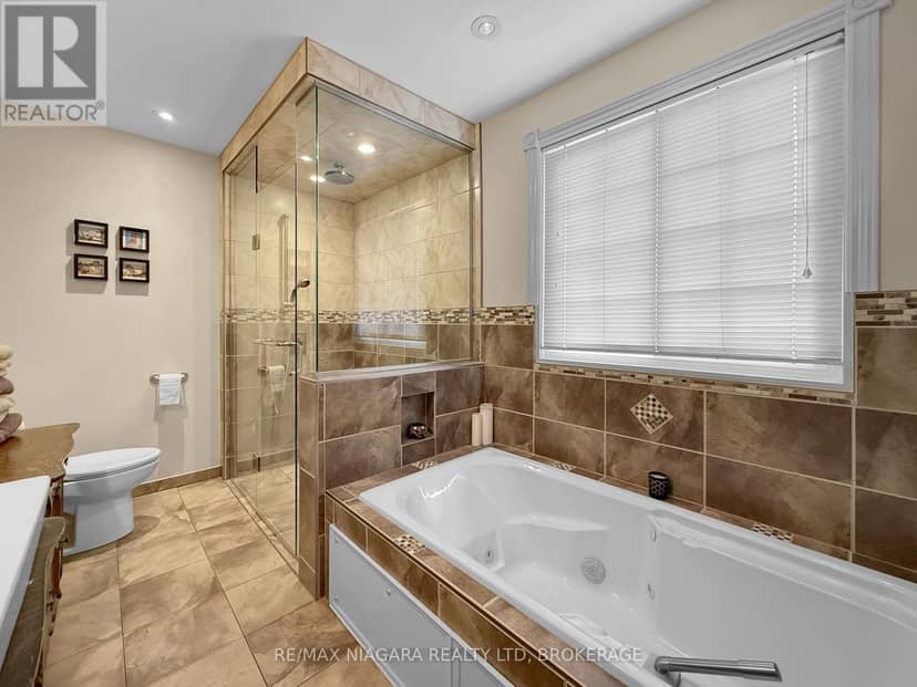 3561 Carver Street — photo 22 of 39