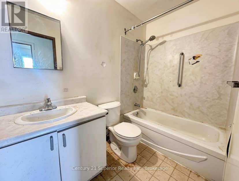 606 Peary Street — photo 12 of 33