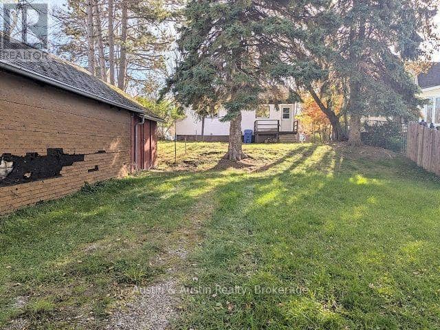 169 Wilde Street — photo 10 of 14