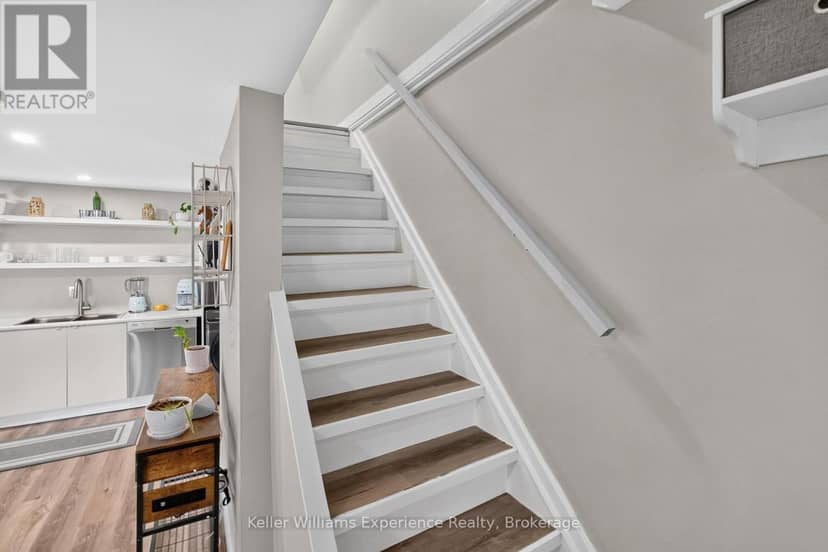 229 Donalda Street — photo 12 of 23