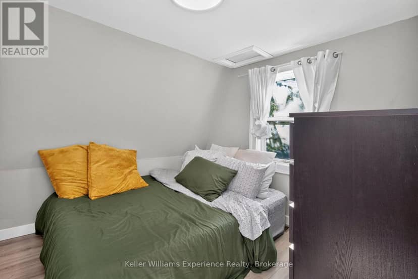229 Donalda Street — photo 14 of 23