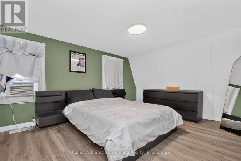 229 Donalda Street — photo 13 of 23