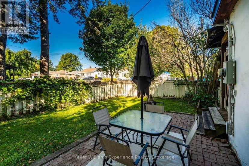 229 Donalda Street — photo 18 of 23
