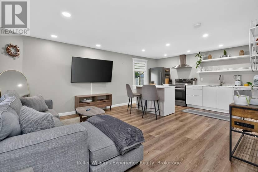 229 Donalda Street, Midland, photo 6