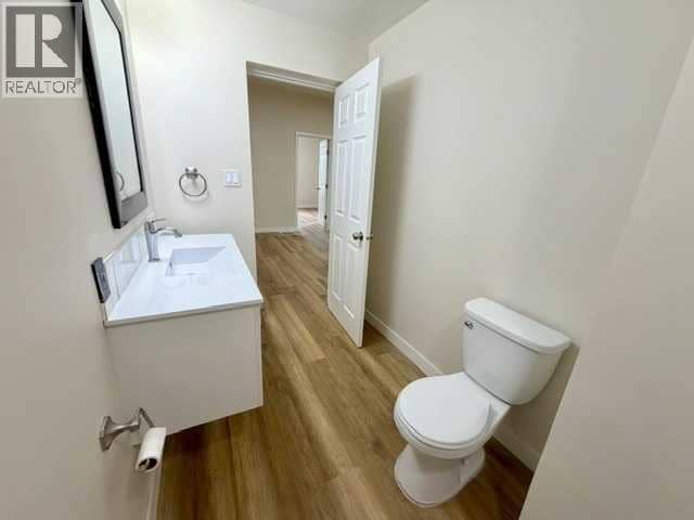 293 N 100  W — photo 25 of 32