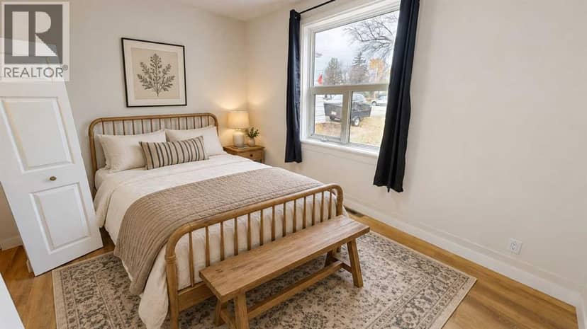 293 N 100  W — photo 26 of 32
