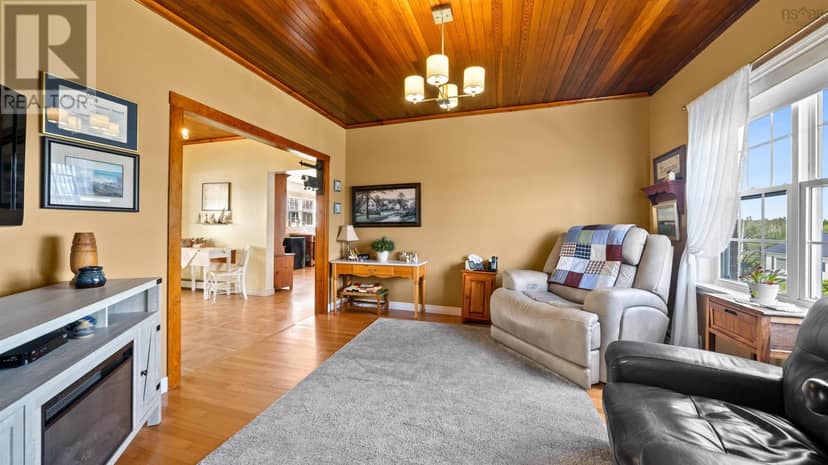 18 Harbourview Drive — photo 36 of 40