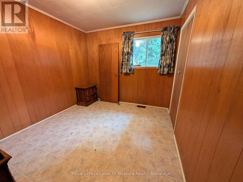64 Lakeshore Drive — photo 13 of 22