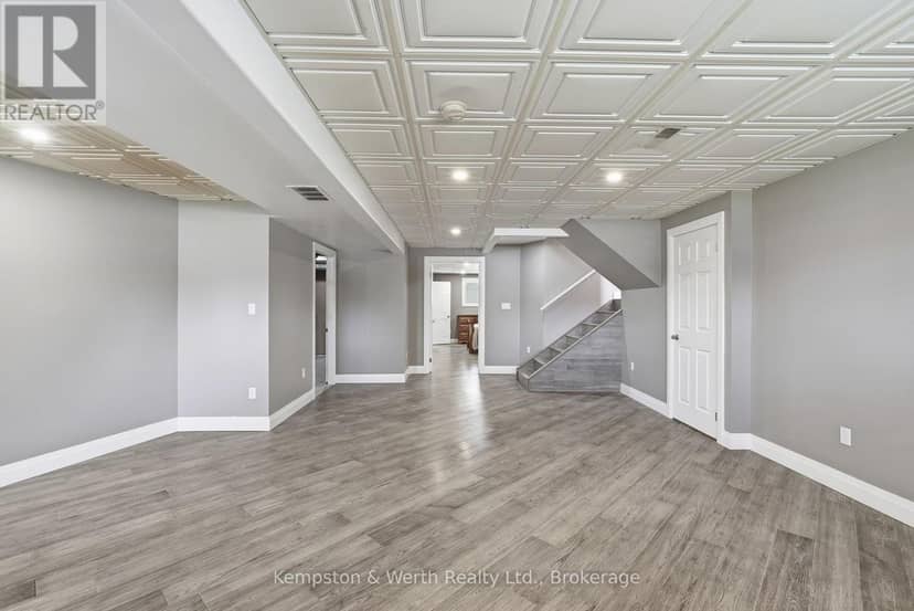24 Jordan Drive — photo 28 of 40