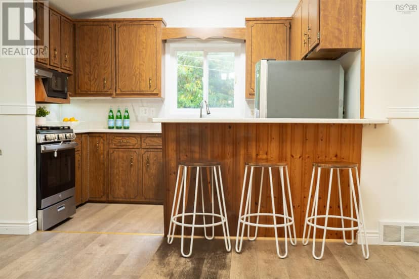 20 Ridge Avenue — photo 10 of 40