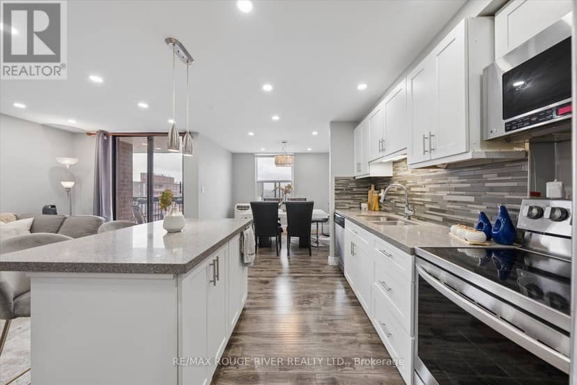 907 - 90 Ling Road — photo 15 of 38