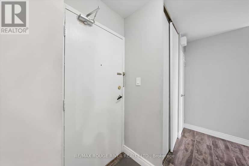 907 - 90 Ling Road, Toronto, photo 7