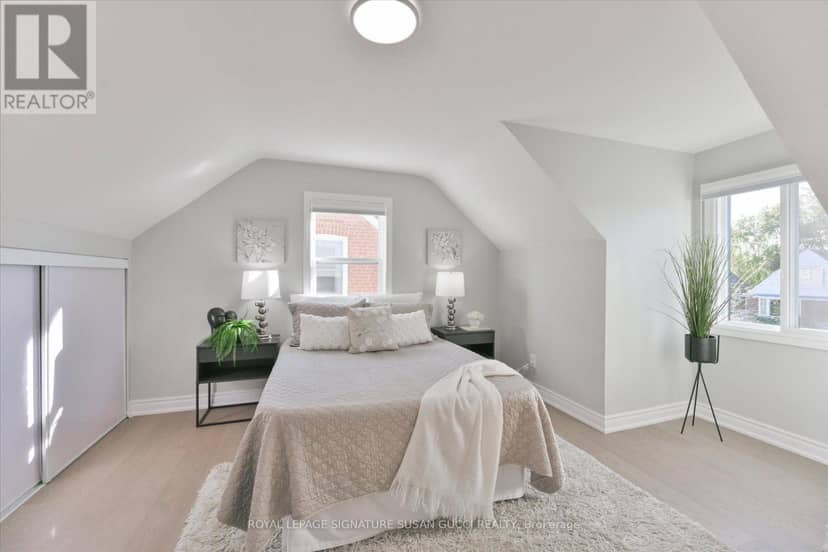22 Holland Avenue — photo 19 of 37