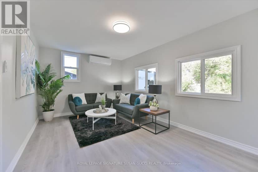 22 Holland Avenue — photo 24 of 37