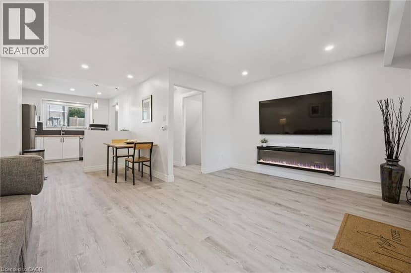 223 PIONEER Drive W Unit# H53 — photo 12 of 40