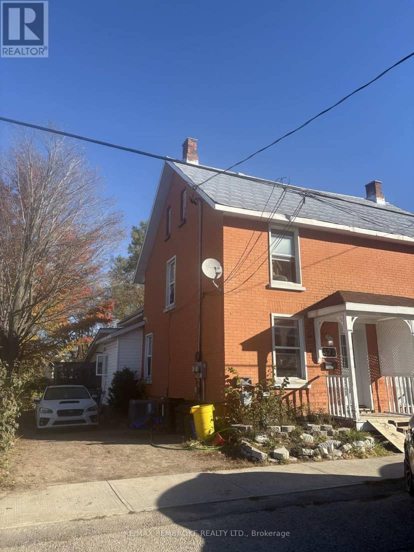 371 Miller Street, Pembroke