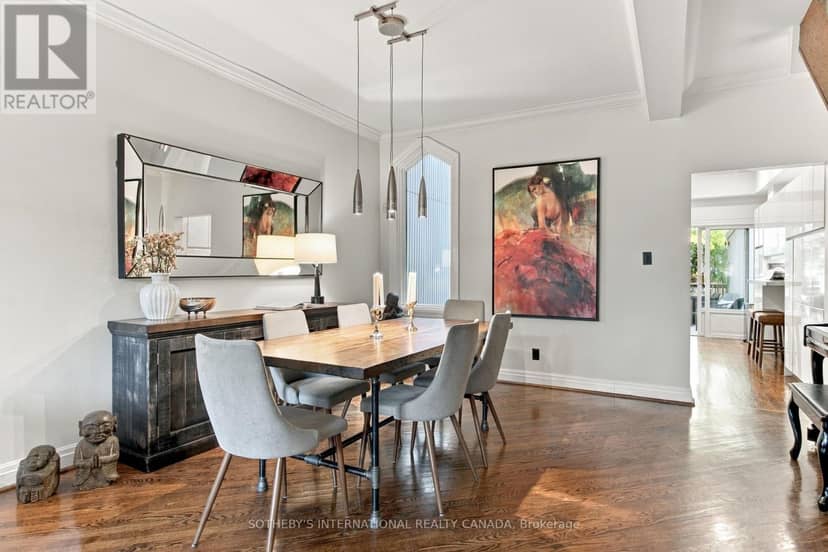 411 Wellesley Street E — photo 10 of 37