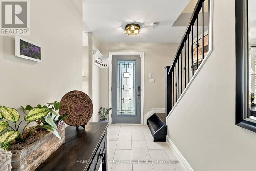 22 Bywood Crescent, Hamilton, photo 2