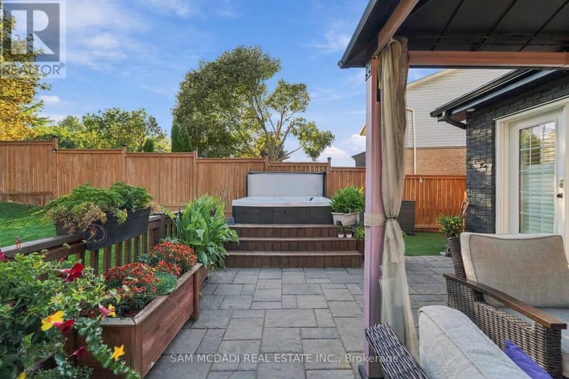 22 Bywood Crescent — photo 36 of 40