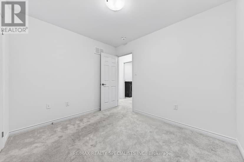 27 Harpin Way W — photo 40 of 40