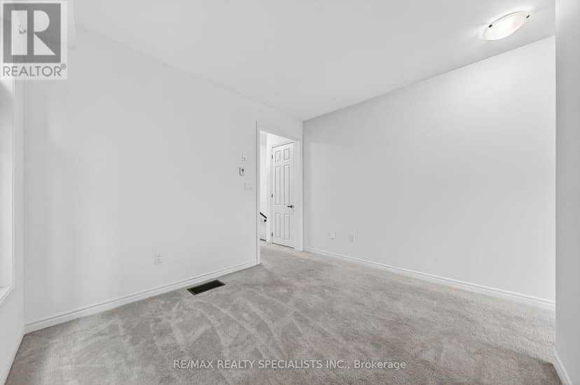 27 Harpin Way W — photo 9 of 40