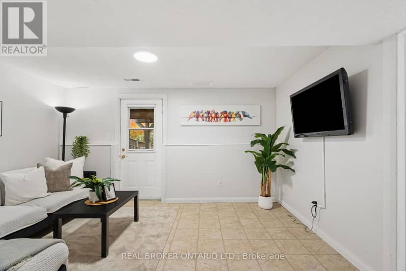 46 Chesterton Lane — photo 19 of 33