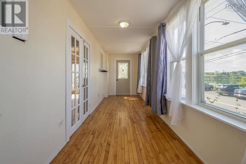 412 Granville Street — photo 24 of 35