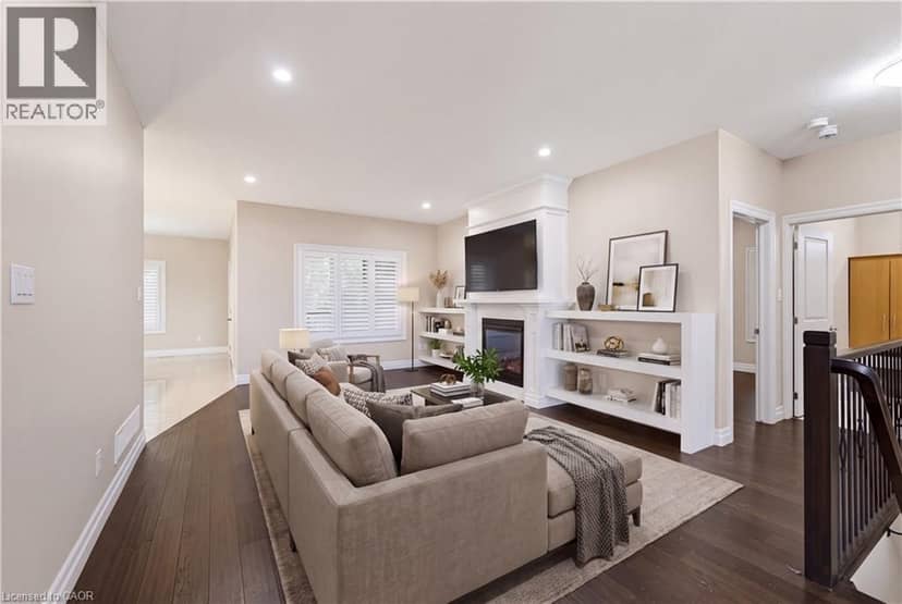 2800 SHEFFIELD Place — photo 3 of 28