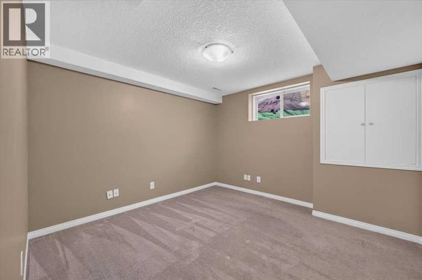 238 New Brighton Circle SE — photo 34 of 40