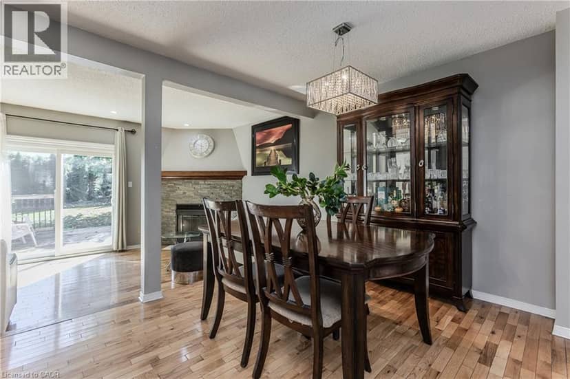 14 ELLINGTON Avenue — photo 10 of 28