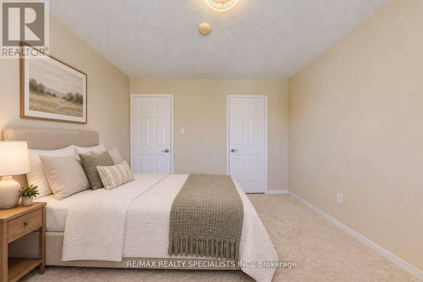 102 Sunforest Drive — photo 37 of 40